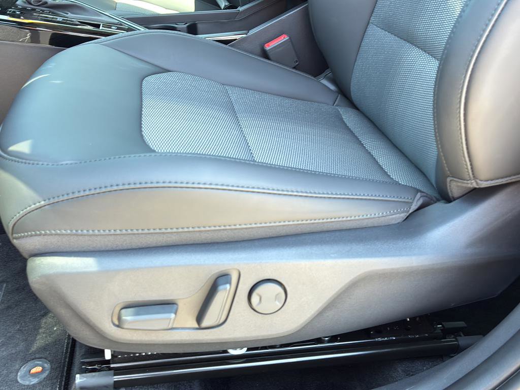 New 2025 Kia Niro EX image 23