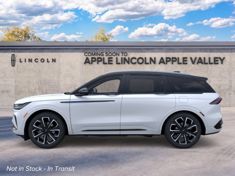 New 2026 Lincoln Nautilus Reserve AWD/4WD image 2