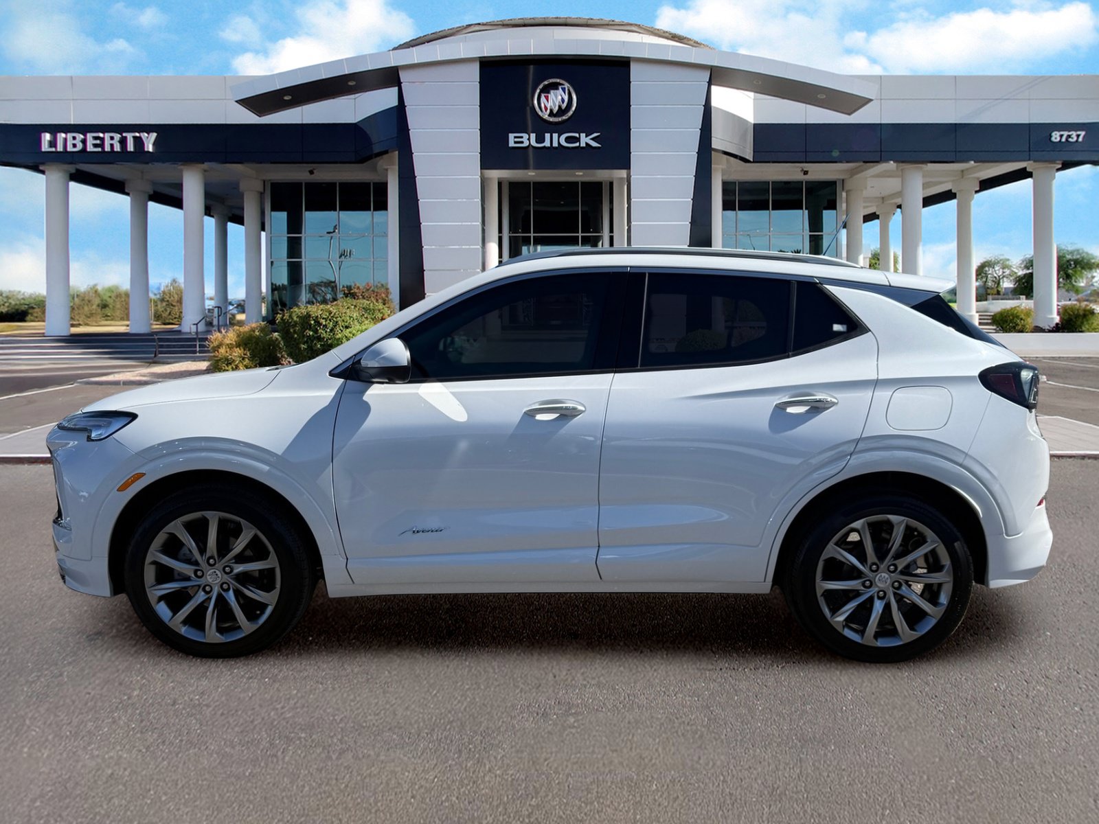 Used 2026 Buick Encore GX Avenir w/ Avenir Technology Package FWD image 7