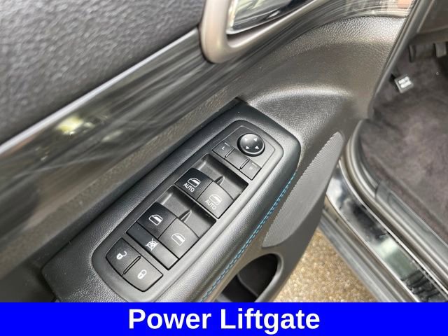 Used 2019 Jeep Grand Cherokee Laredo image 11