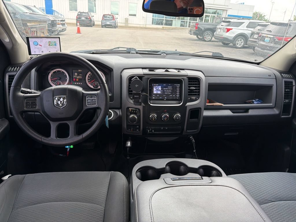 Used 2017 RAM 1500 Express AWD/4WD image 5