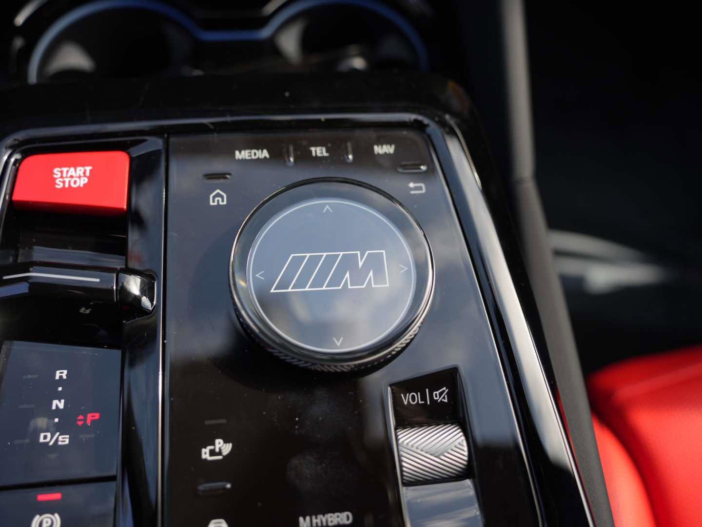 New 2026 BMW M5 AWD w/ Carbon Package image 27