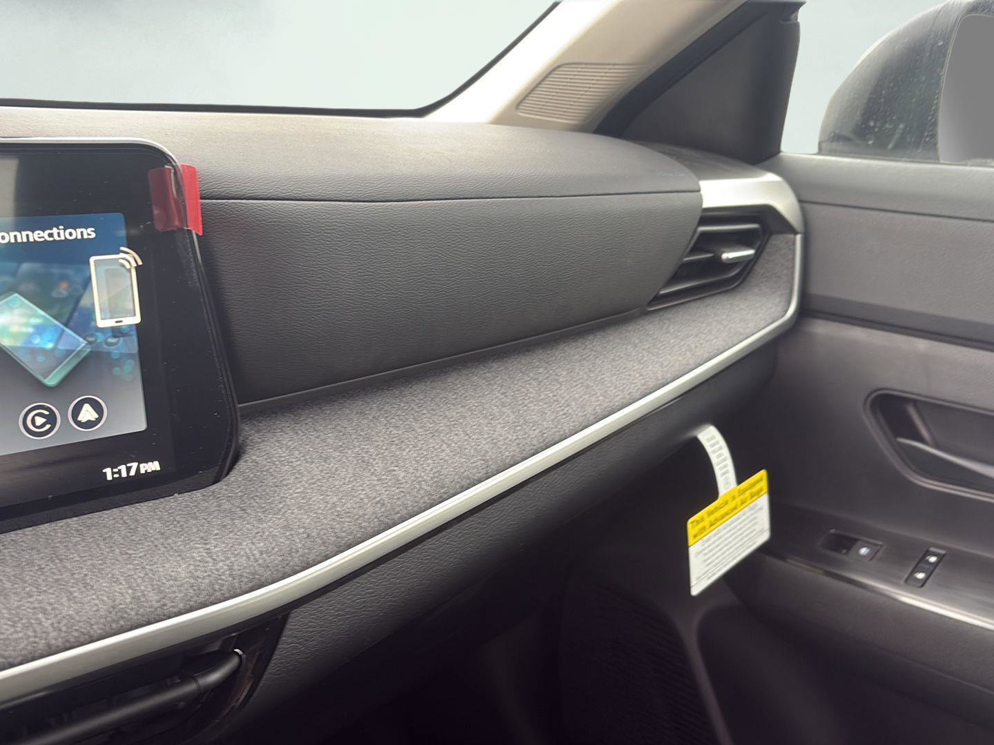 New 2026 Nissan Kicks S image 29