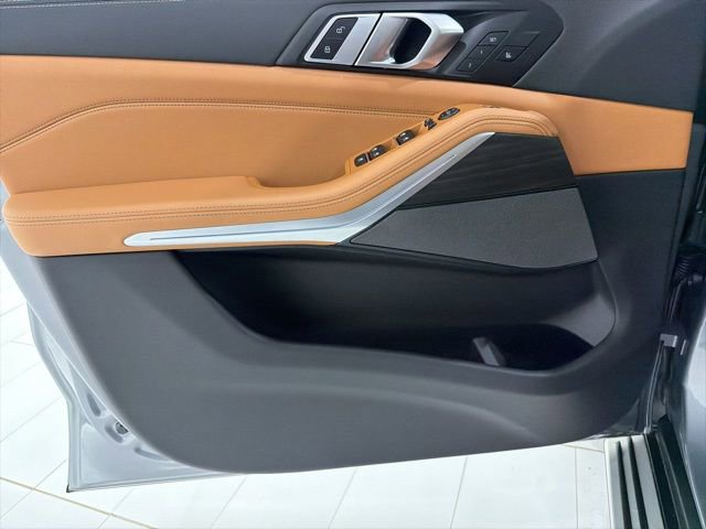 Used 2025 BMW X5 xDrive40i image 10