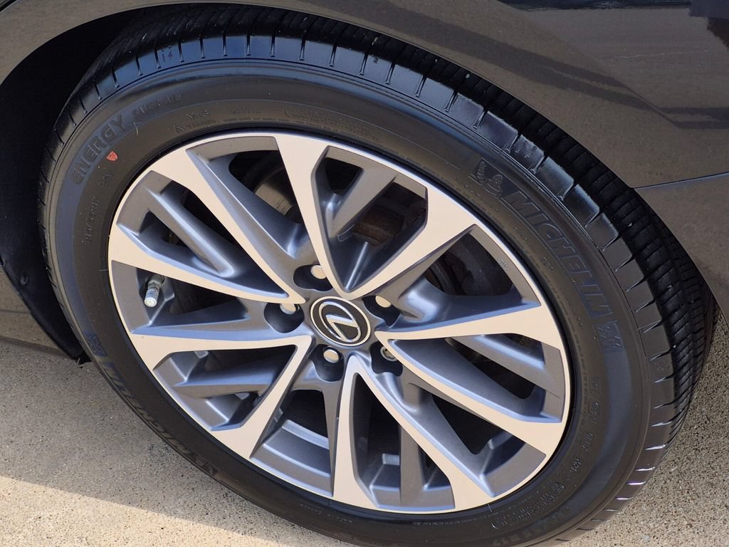 Used 2022 Lexus ES 300h w/ Premium Package FWD image 7