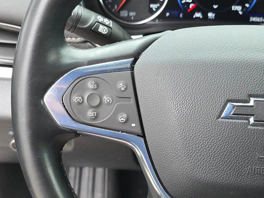 Used 2023 Chevrolet Traverse Premier w/ Redline Edition image 24