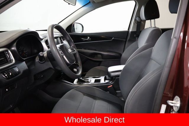 Used 2020 Kia Sorento LX AWD/4WD image 11