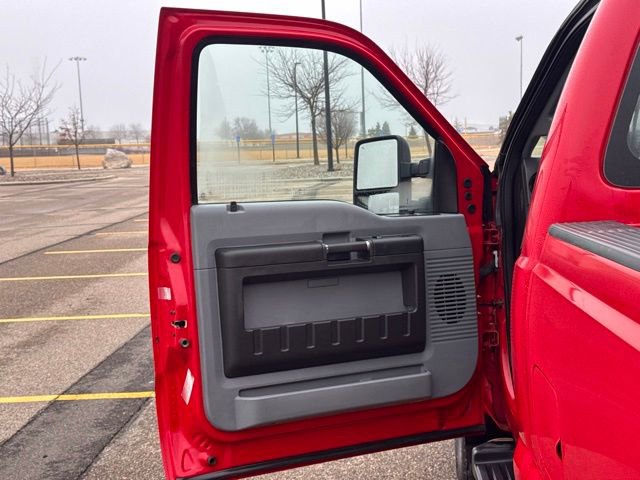 Used 2015 Ford F350 XL image 4