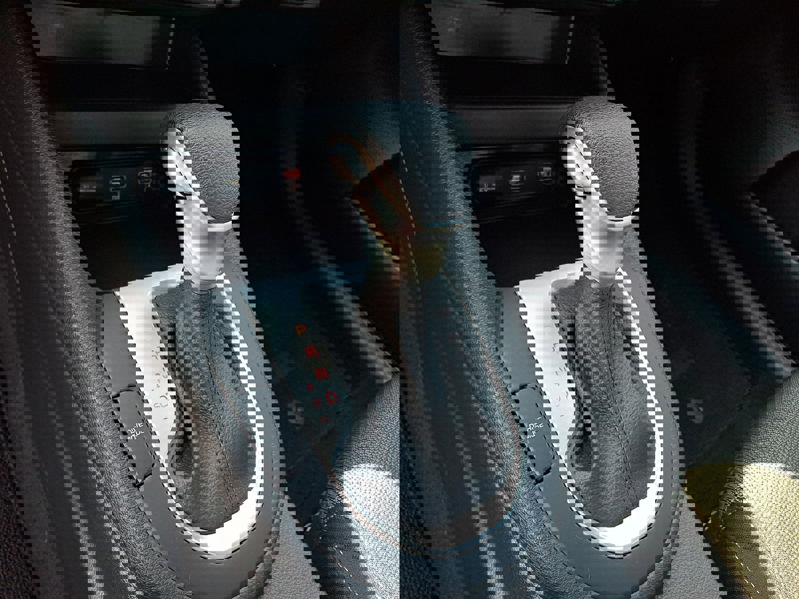 Used 2024 Kia Forte LXS image 14