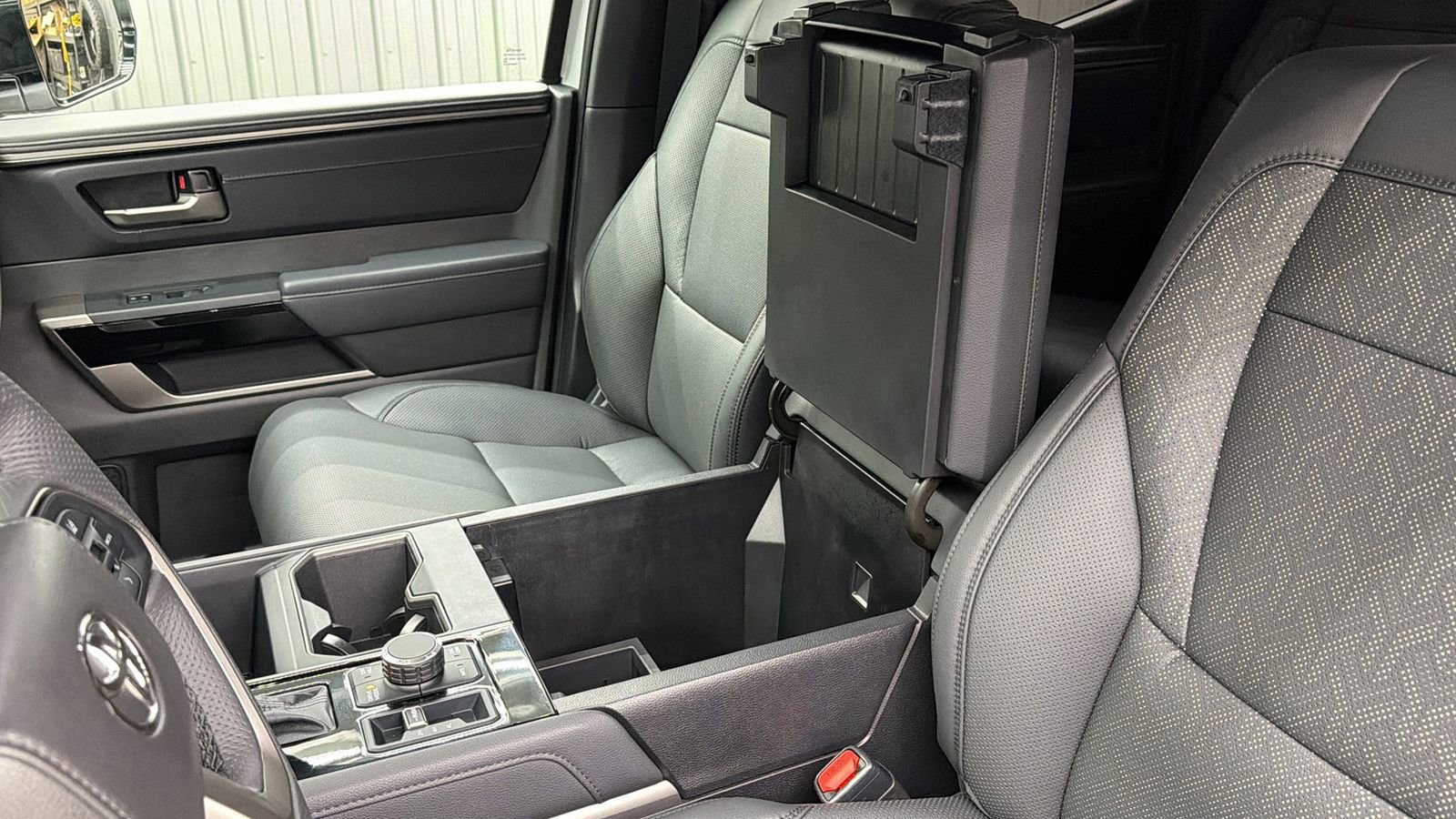 Used 2025 Toyota Tundra Limited w/ TRD Off-Road Package image 28