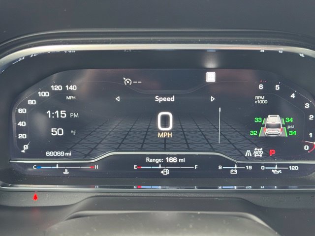 Certified 2022 GMC Yukon XL SLT w/ SLT Premium Package AWD/4WD image 37