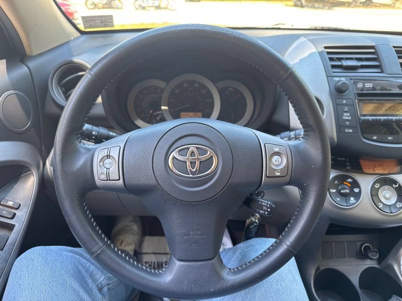 Used 2007 Toyota RAV4 Limited AWD/4WD image 24
