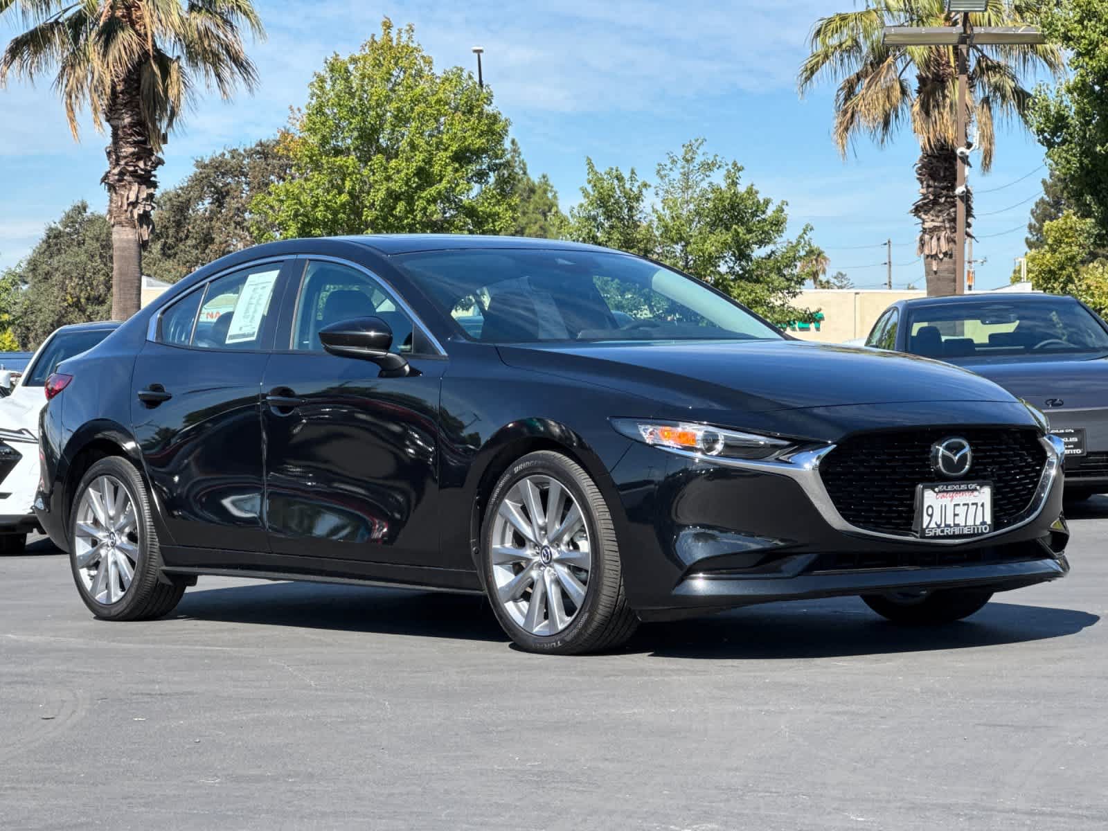 Used 2023 MAZDA MAZDA3 s FWD image 5