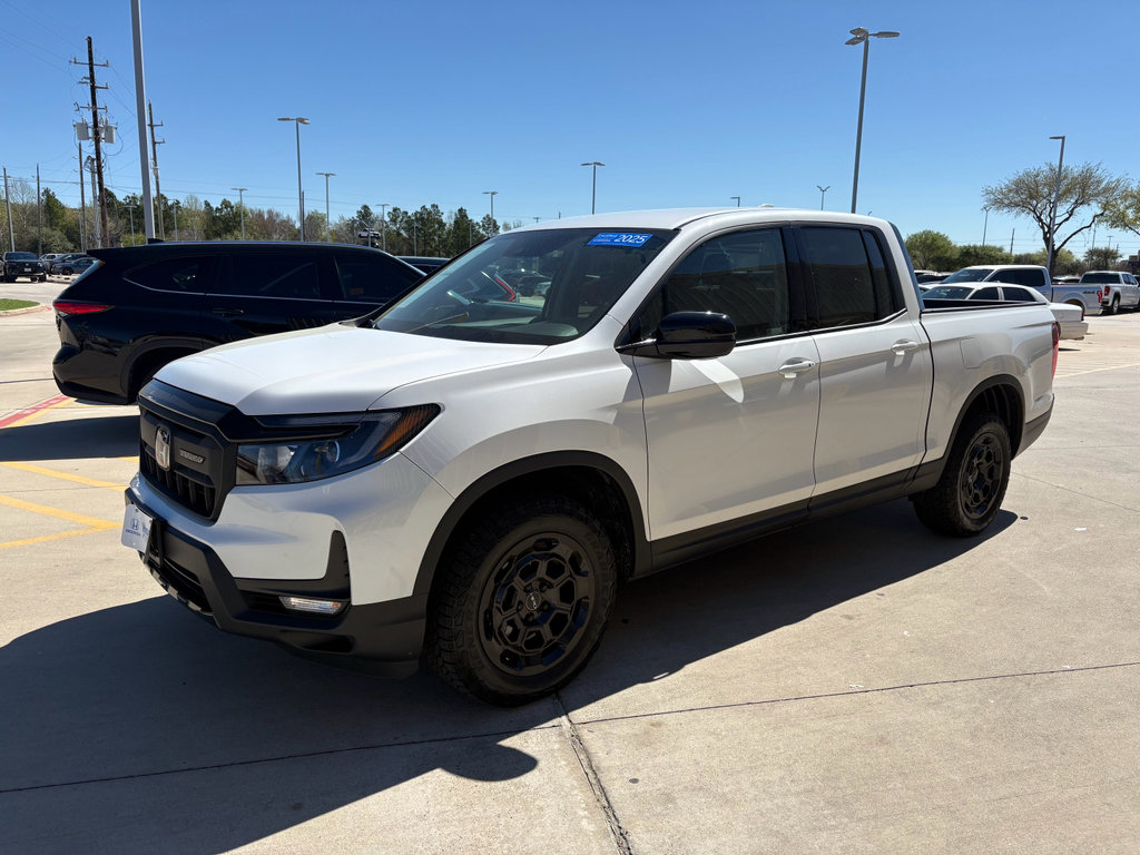 Certified 2025 Honda Ridgeline Sport+ image 4