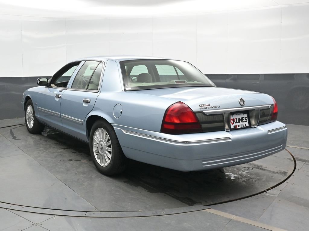 Used 2009 Mercury Grand Marquis LS RWD image 9