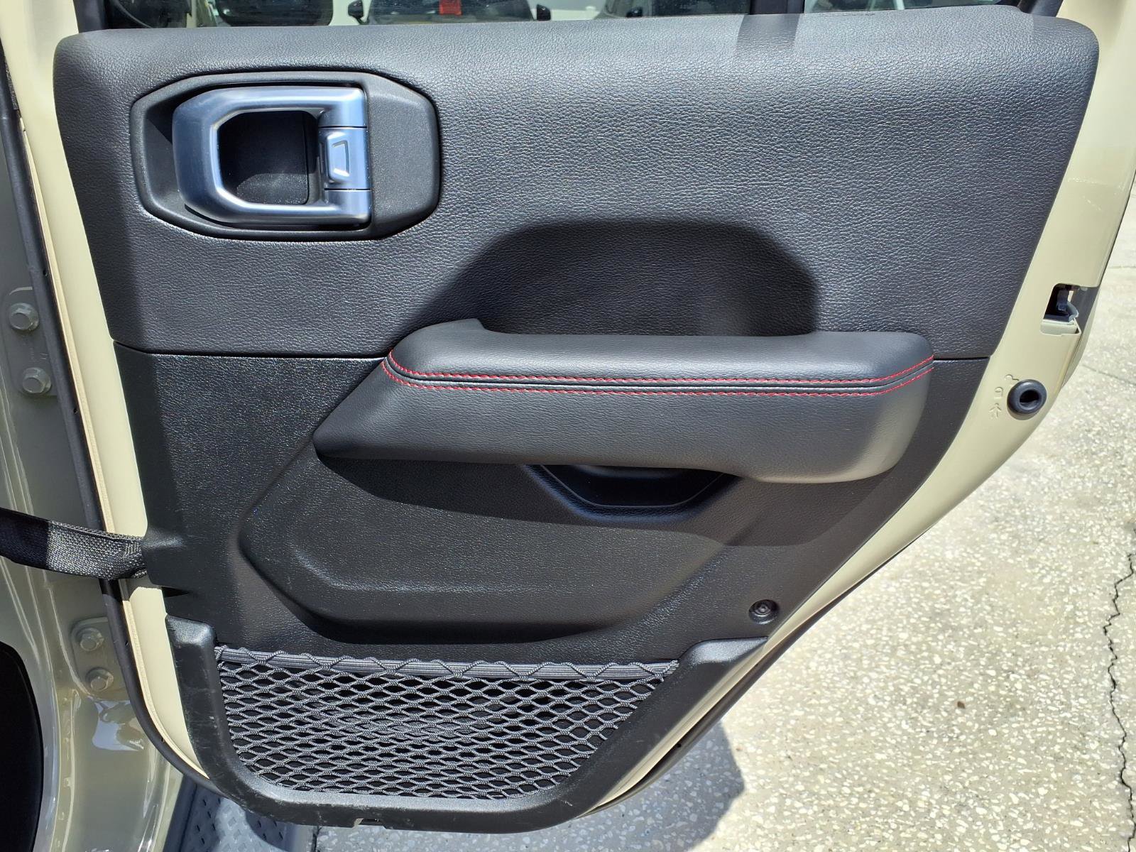 Used 2020 Jeep Gladiator Rubicon image 14