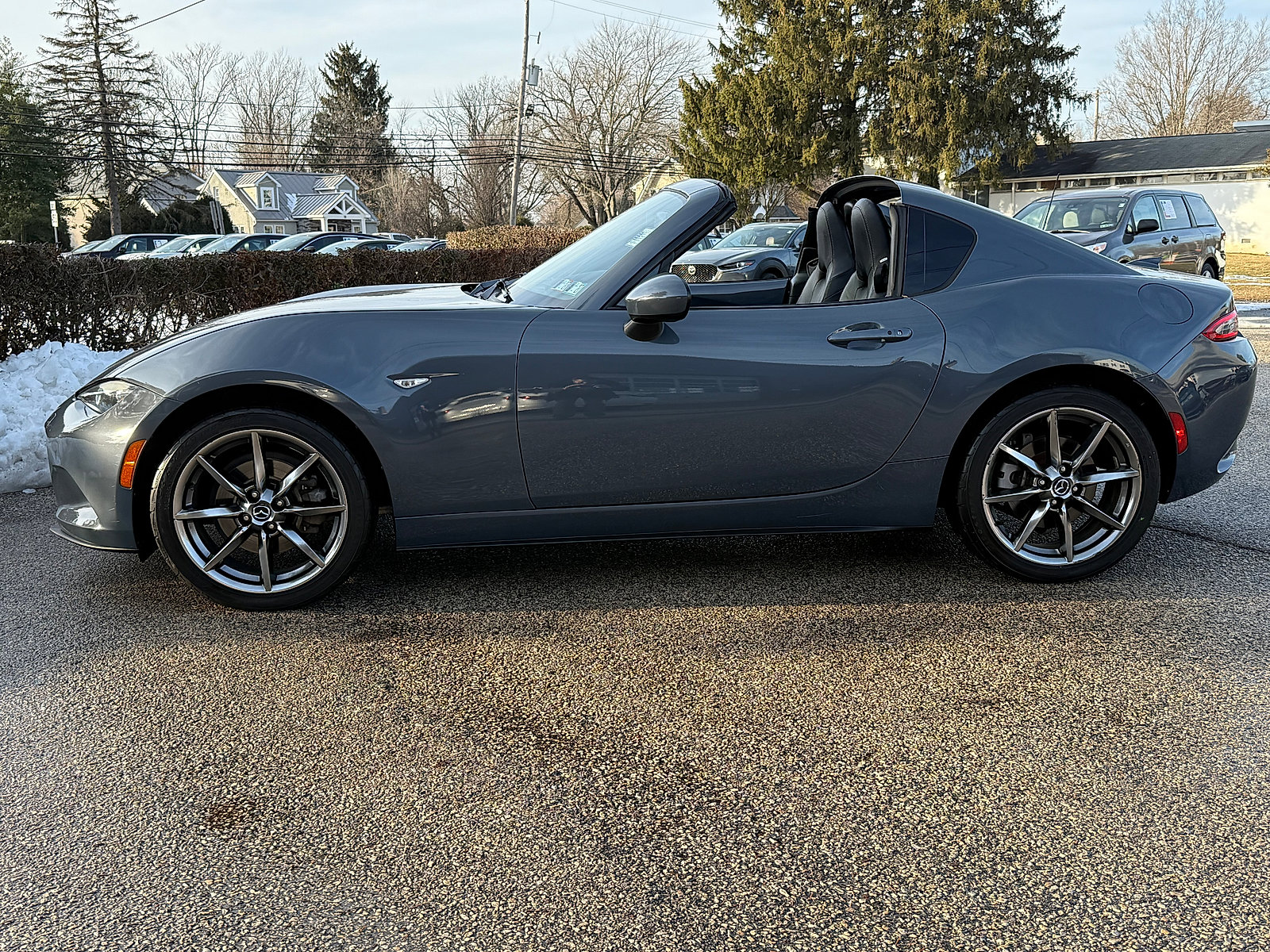 Used 2021 MAZDA MX-5 Miata RF Grand Touring image 9