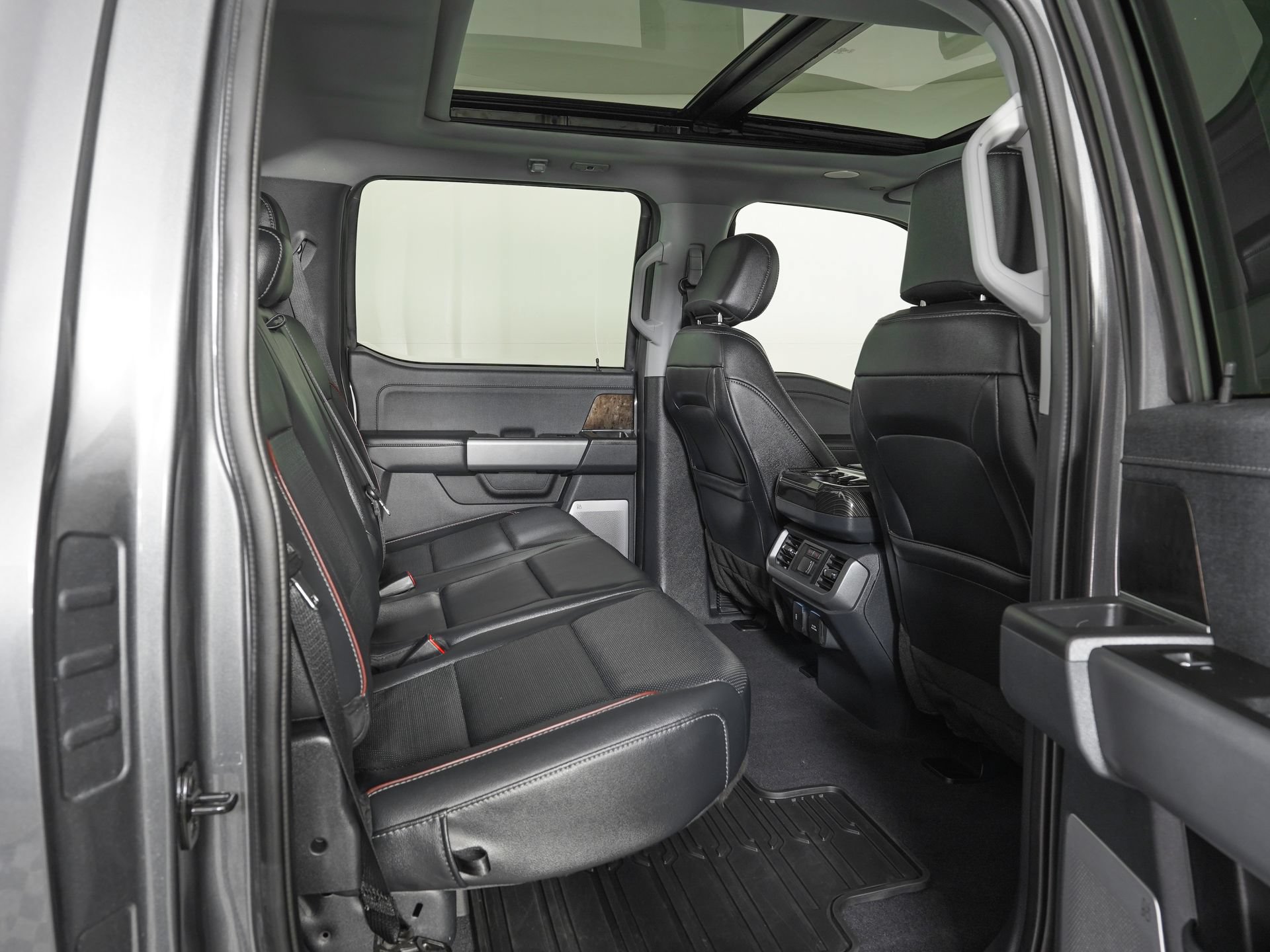 Used 2023 Ford F150 Lariat w/ Equipment Group 502A High AWD/4WD image 11