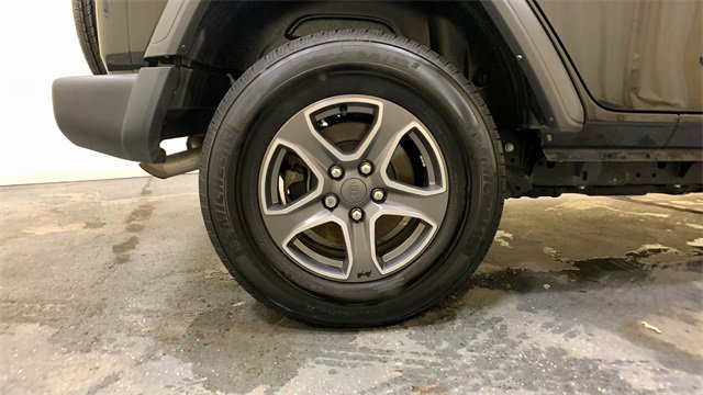 Used 2022 Jeep Wrangler Unlimited Sport image 15