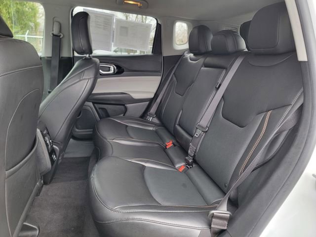 Certified 2022 Jeep Compass Limited image 21