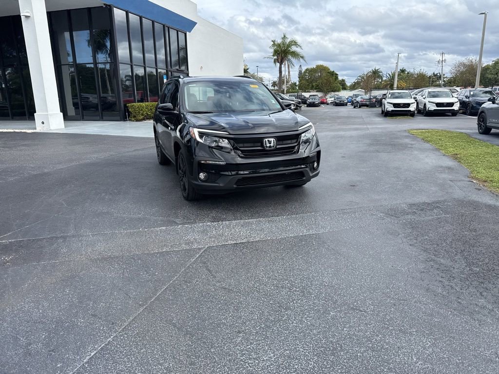 Used 2022 Honda Pilot Special Edition image 2