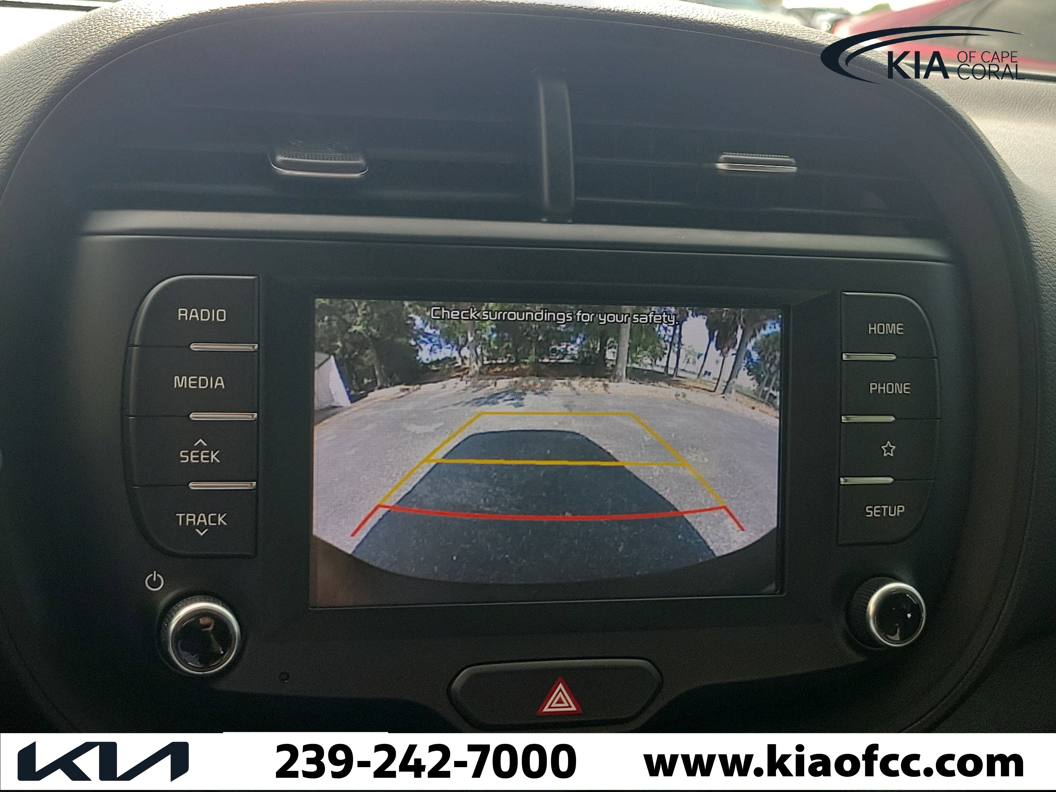 Used 2020 Kia Soul LX FWD image 26