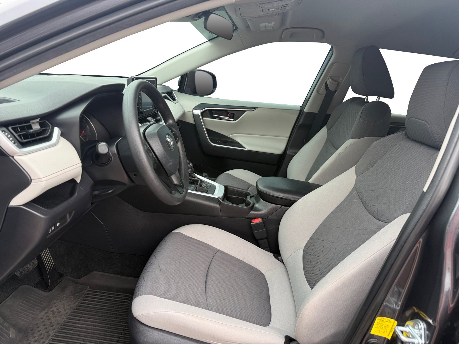 Used 2021 Toyota RAV4 XLE AWD/4WD image 10