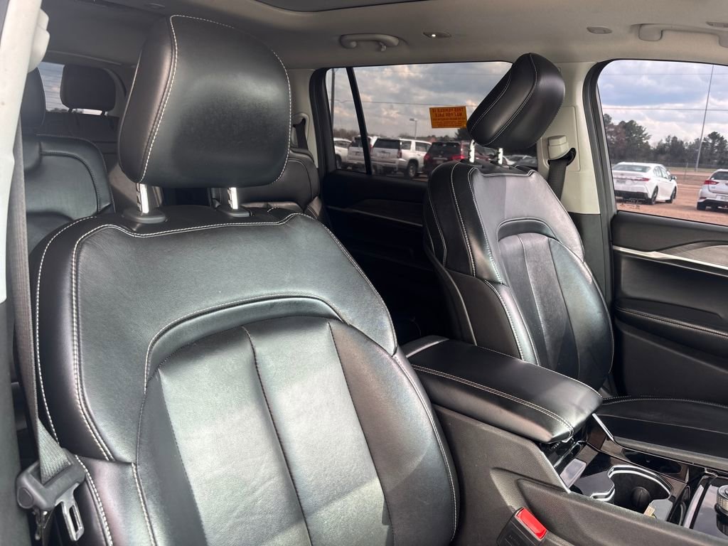 Used 2021 Jeep Grand Cherokee L Limited w/ MOPAR Finishing Package image 23