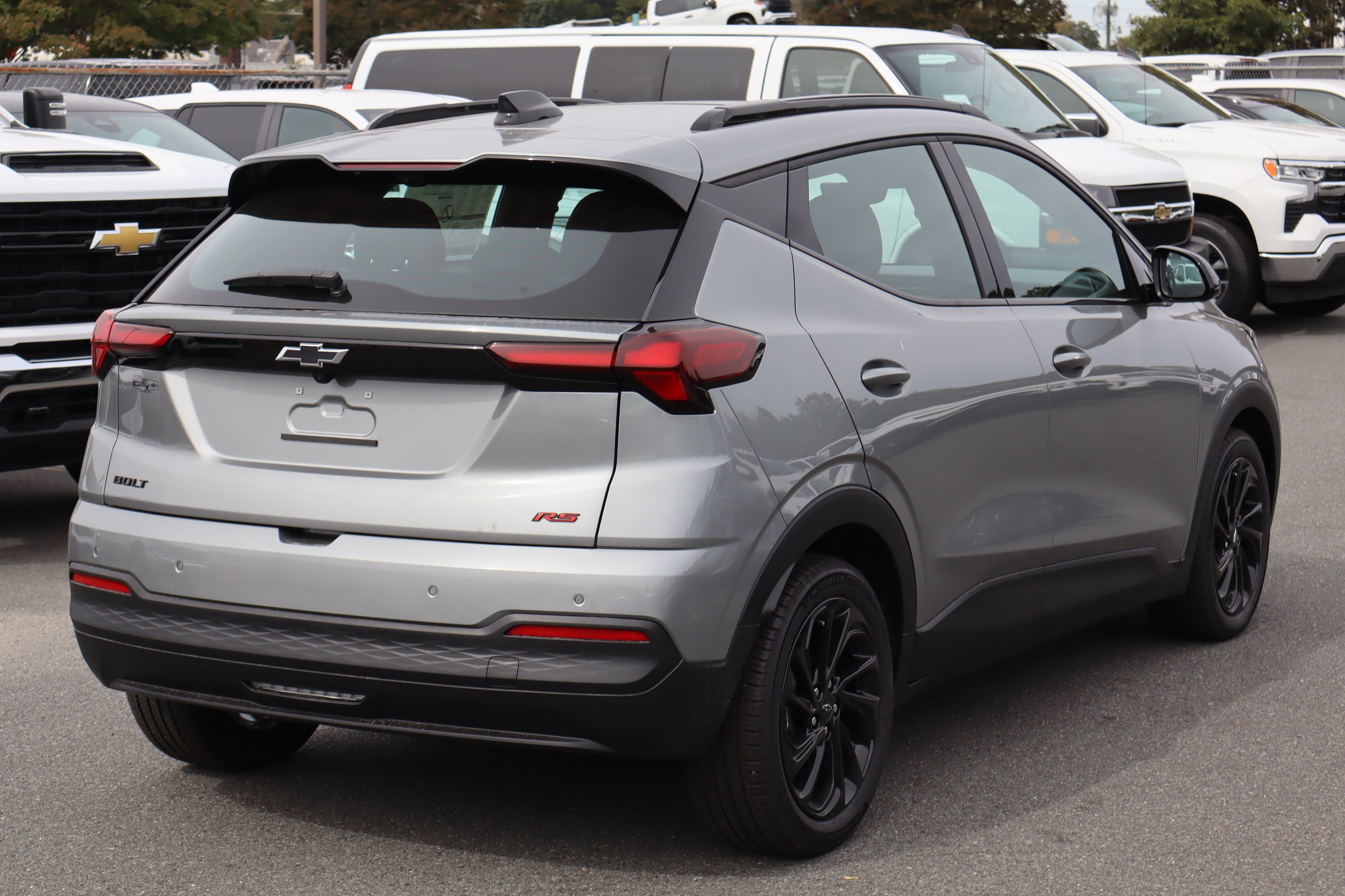 New 2027 Chevrolet Bolt RS w/ Technology Package FWD image 8