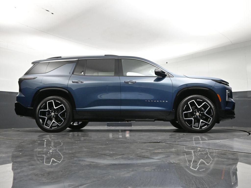 Used 2026 Chevrolet Traverse High Country AWD/4WD image 29