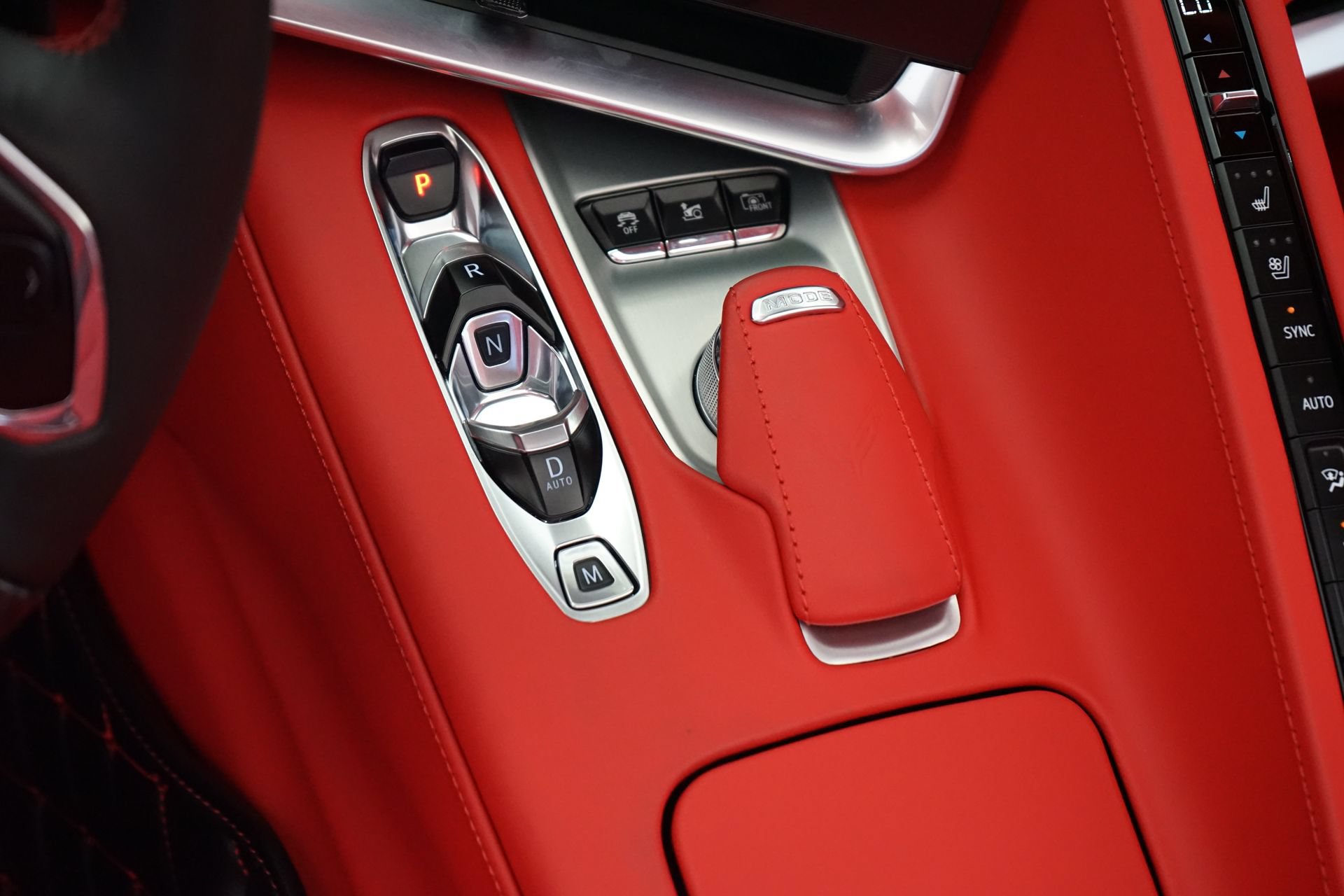 Used 2025 Chevrolet Corvette Z06 RWD image 17