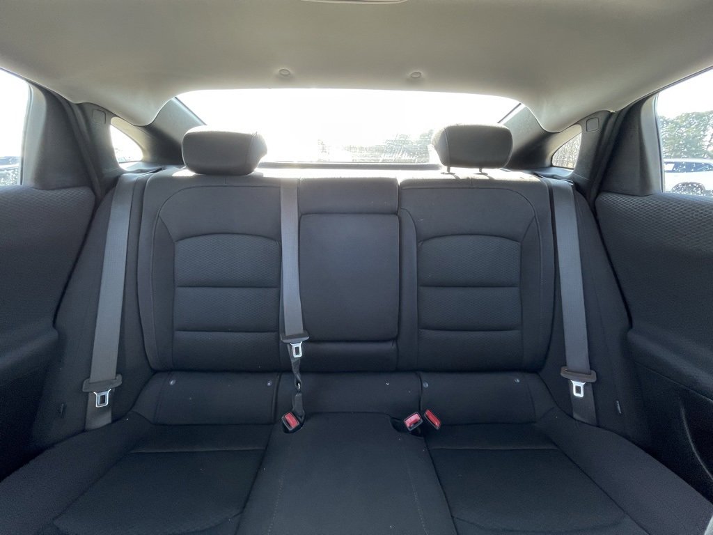 Used 2024 Chevrolet Malibu LT image 28