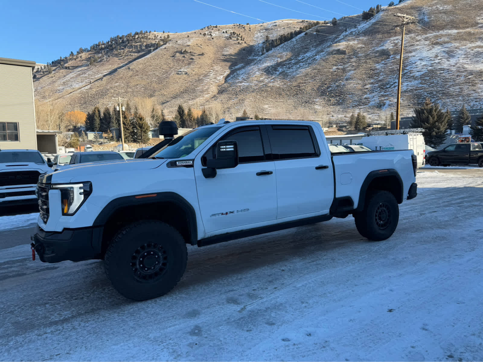 Used 2025 GMC Sierra 2500 AT4X w/ AT4X AEV Edition image 23