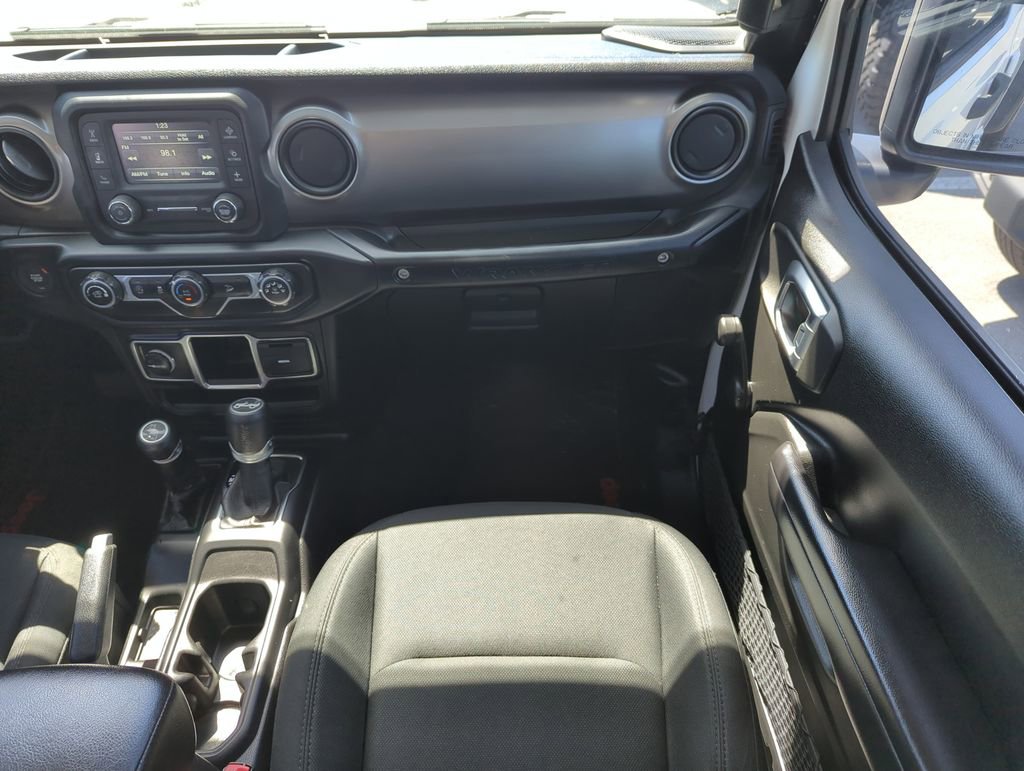 Used 2019 Jeep Wrangler Unlimited Sport image 16