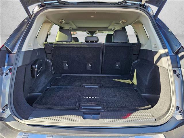Used 2023 Nissan Rogue SL image 7