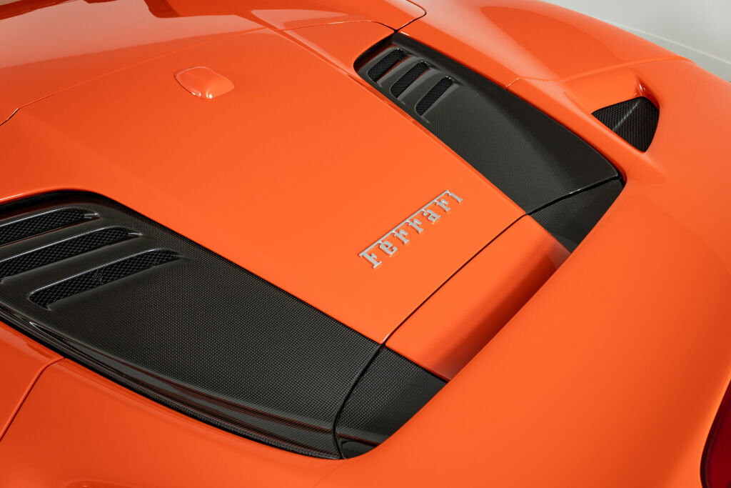 Certified 2021 Ferrari F8 Tributo RWD image 25