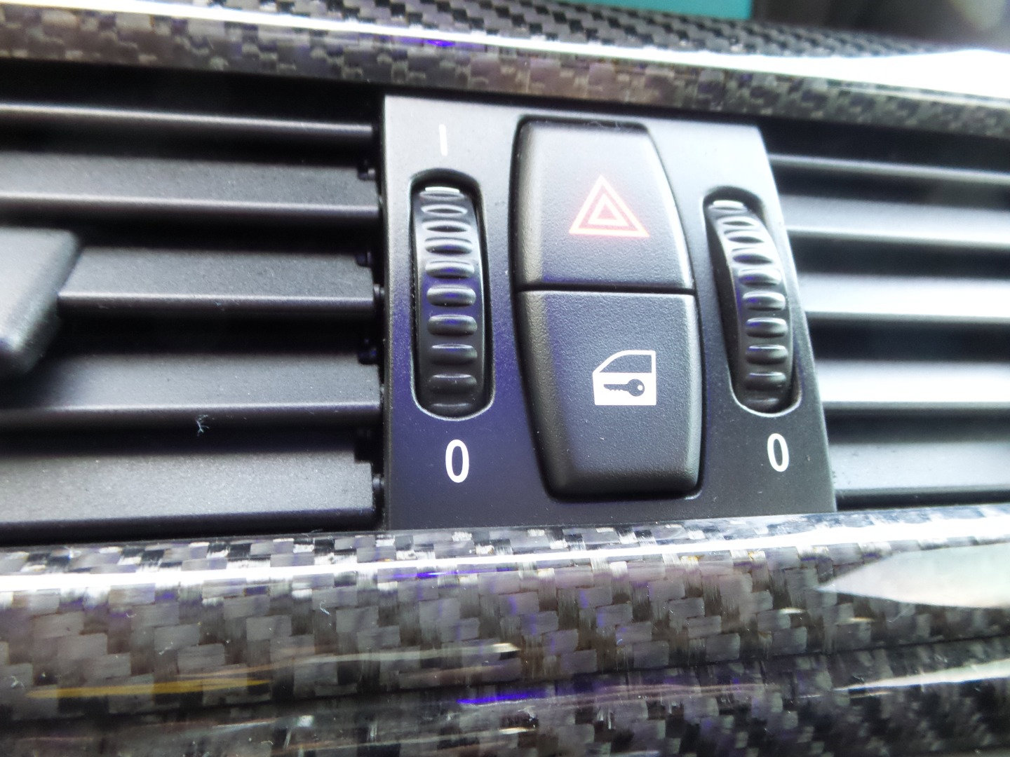 Used 2007 BMW M6 2dr Cpe M6 RWD image 4