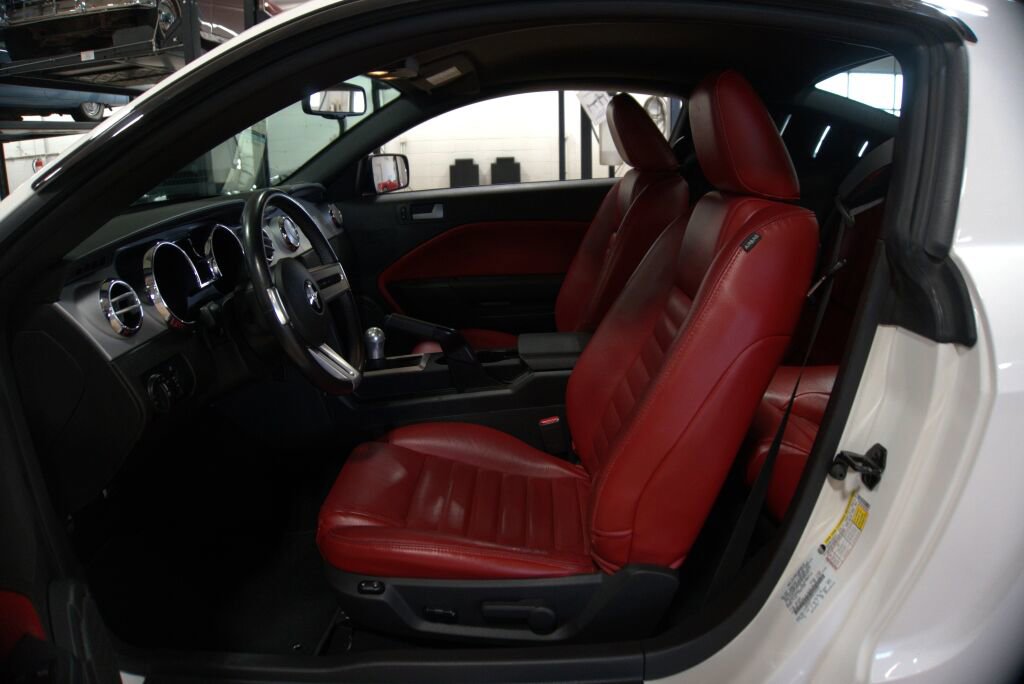 Used 2008 Ford Mustang GT Premium image 32