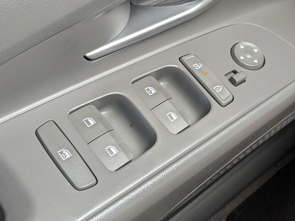 Used 2024 Hyundai Elantra SEL FWD image 24