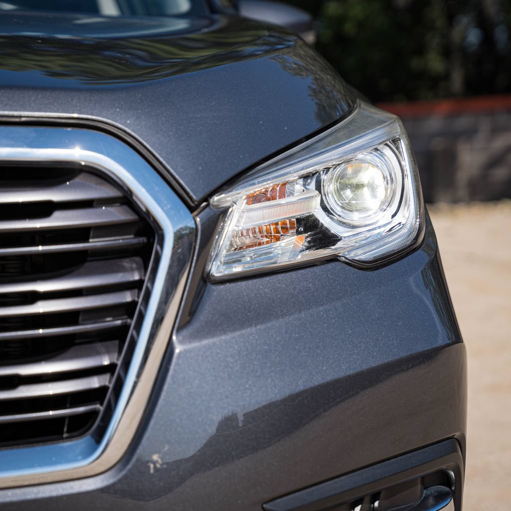 Used 2019 Subaru Ascent Limited AWD/4WD image 3