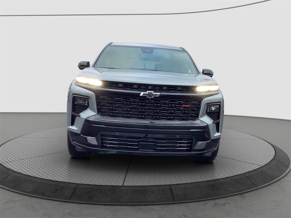 New 2026 Chevrolet Traverse RS w/ LPO, Floor Liner Package image 2