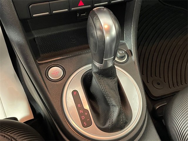 Used 2018 Volkswagen Beetle 2.0T S image 10
