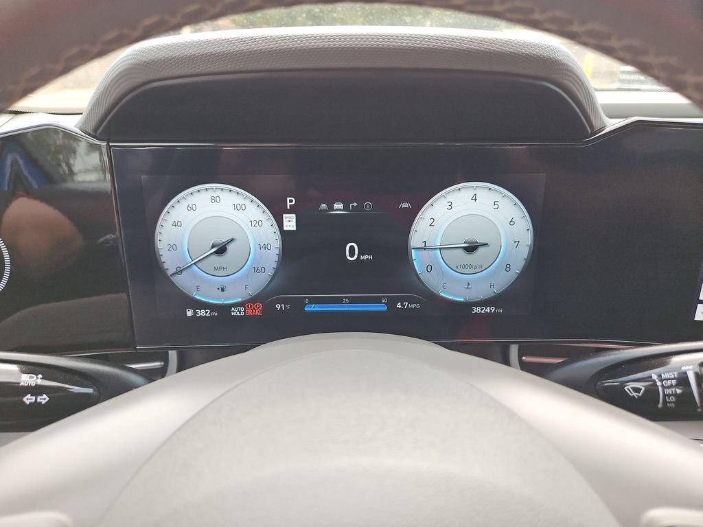 Used 2025 Hyundai Elantra SEL FWD image 16