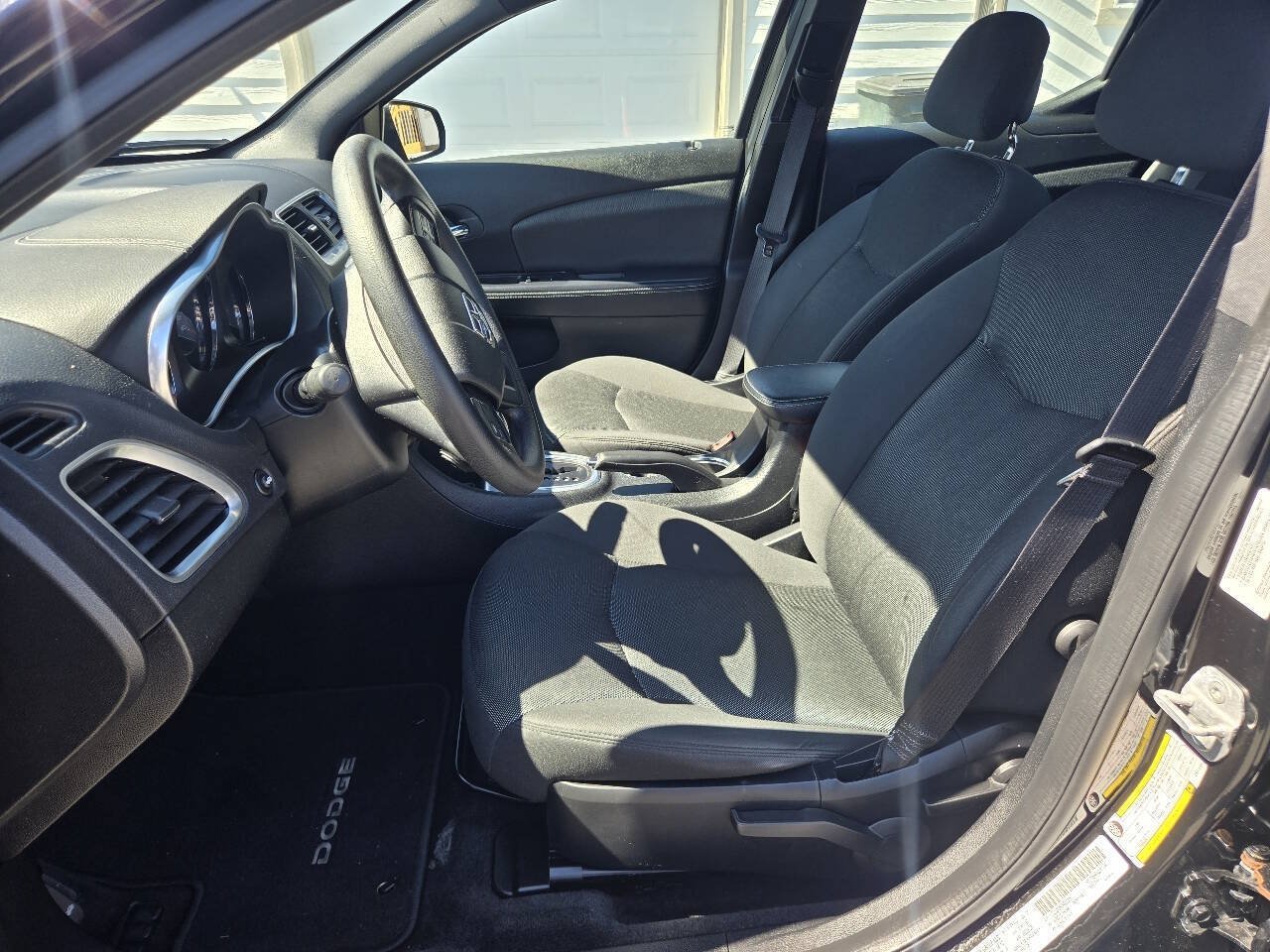 Used 2012 Dodge Avenger SE FWD image 7