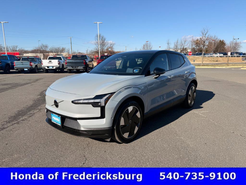 Used 2025 Volvo EX30 Ultra video 2