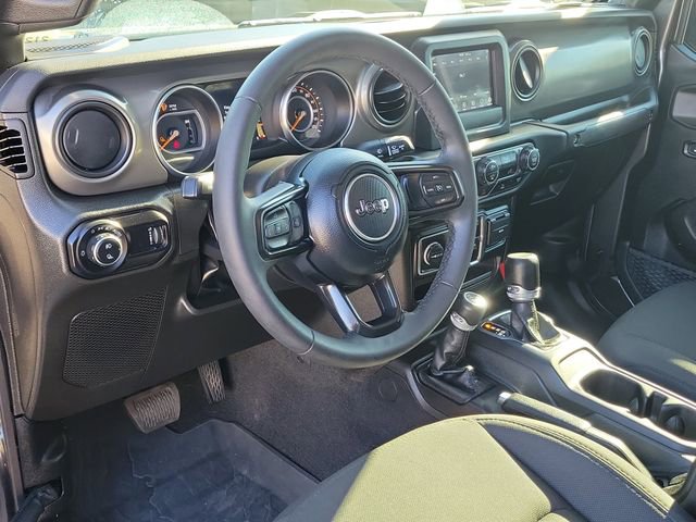 Used 2023 Jeep Gladiator Willys image 15