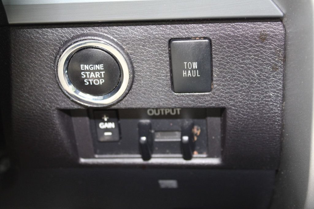 Used 2020 Toyota Tundra Platinum AWD/4WD image 35