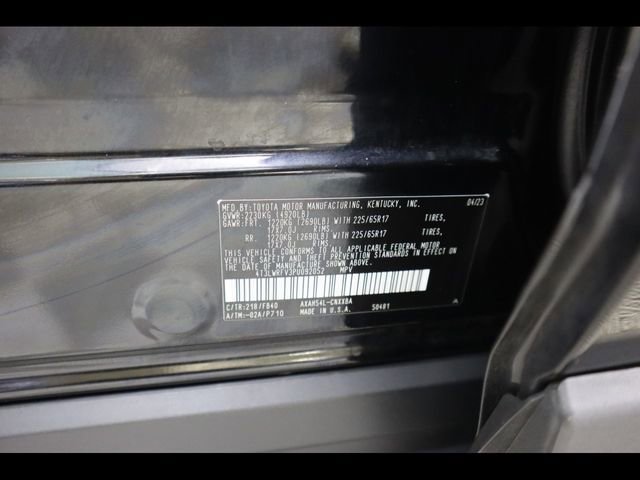 Used 2023 Toyota RAV4 LE image 29