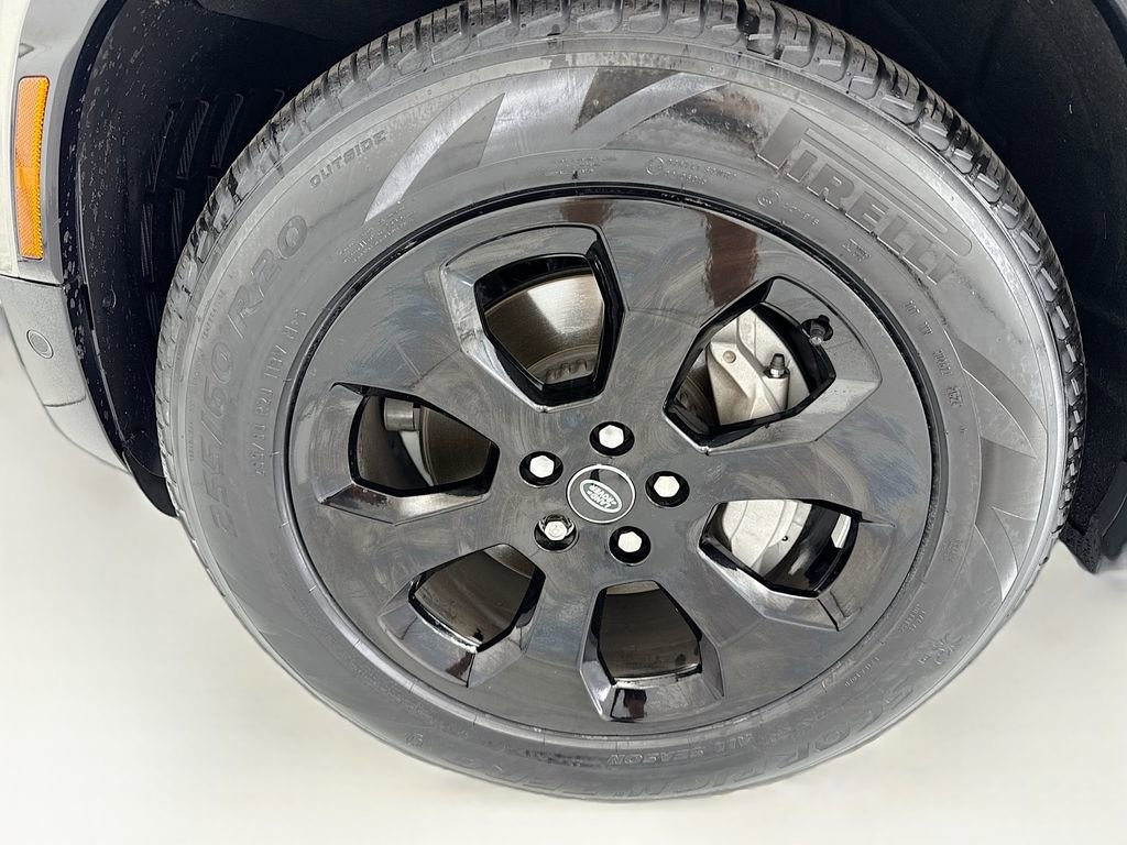 Used 2024 Land Rover Defender 110 X-Dynamic SE AWD/4WD image 29