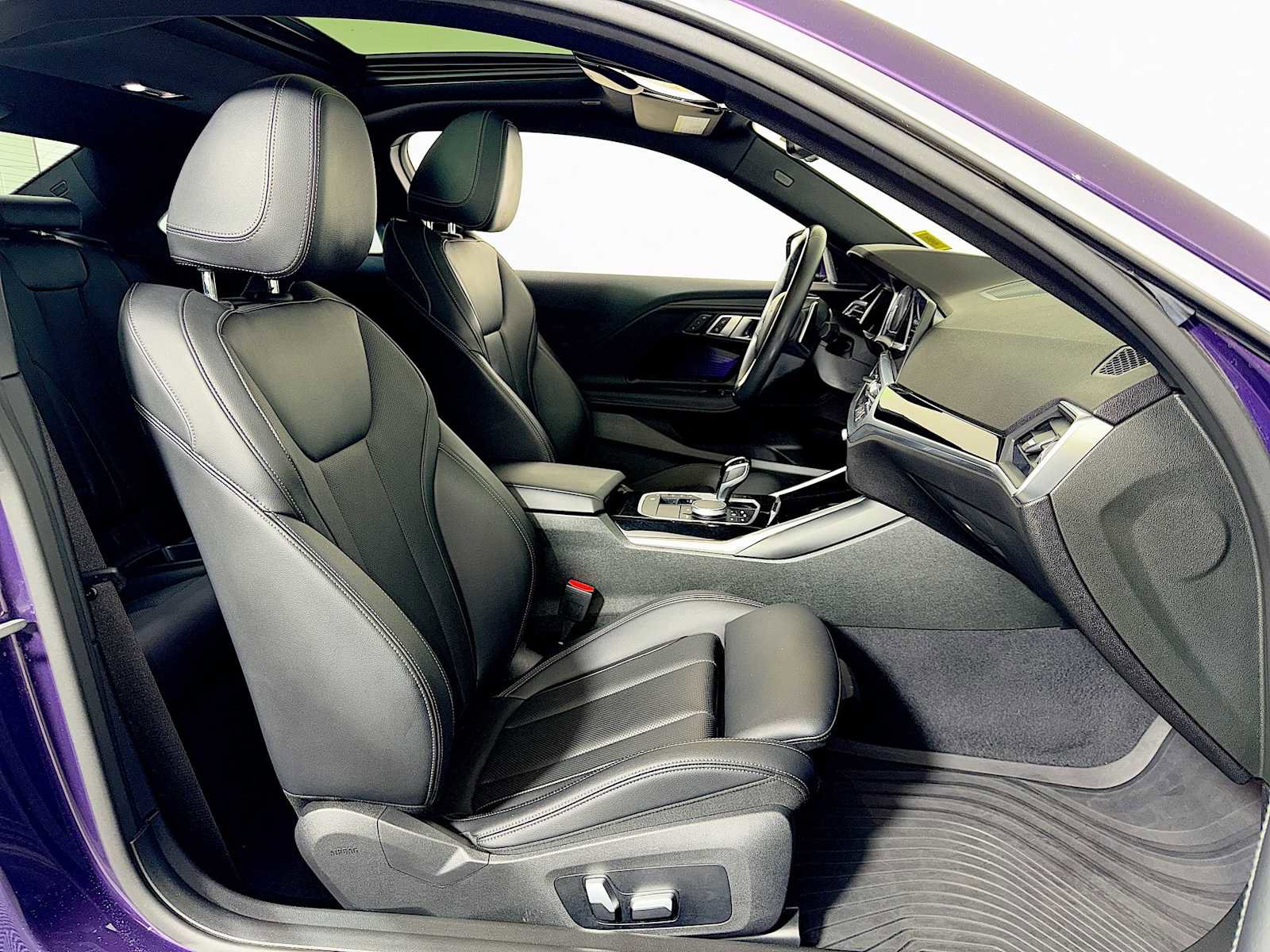 Used 2022 BMW 230i Coupe w/ Convenience Package RWD image 24